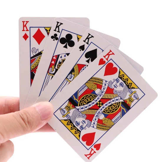 Пользовательский логотип Magic Casino Кардистри Бумага Реклама Покер Печатная игра Техасские игральные карты